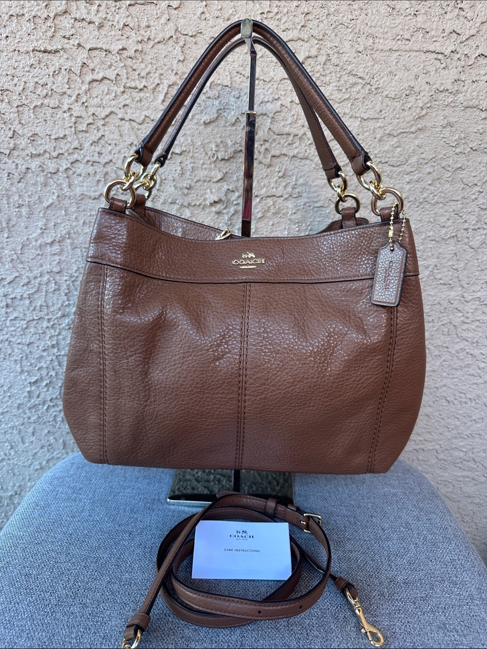 Coach Brown Pebbled Leather with Gold Hardware 2way bag